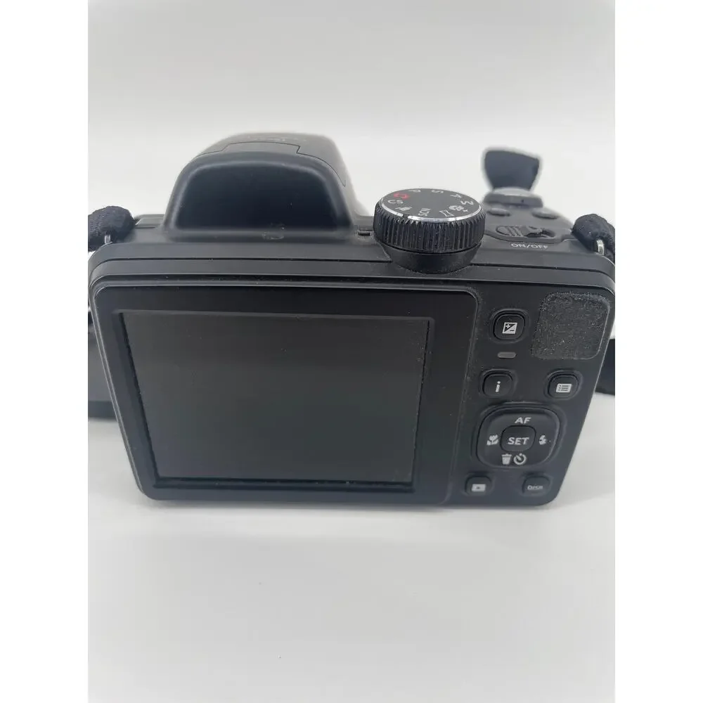 Kodak PIXPRO AZ361 Digital Camera 36X 16MP Black Charger 2 Batteries Neck Strap